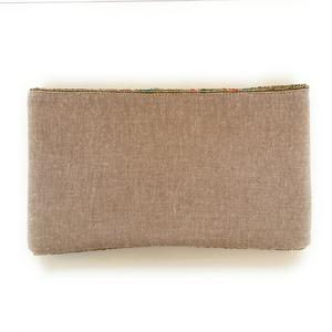 Bolso de Mano Tipo Clutch Rectangular de Tela de Poliéster Ligero, Bordado con Flores y Cuentas Hechas a Mano, Personalizable y Desmontable - Product Image 3