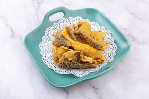 EXPAD Salmon Fish Skin Crispy Fried Seafood Snacks Egg Flavor 1kg Vacuum Pack - Product Image 4