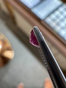 Spinelle Mahenge rose radis naturelle 0,95 carat taille coussin, pierre précieuse en vrac facettée, vente en gros, provenance Mines de Tanzanie, Zehra Gems - Product Image 3
