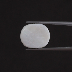 Ópalo Natural Blanco de Buena Calidad Certificado por IGI, Gema Suelta de 4.20 Quilates, Corte Ovalado 14.5x12 MM, Tallado a Mano, Pulido, Genuino y Ligero - Product Image 3