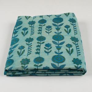 Tissu en coton Dabu léger de qualité supérieure, bleu indigo, robe kimono fantaisie pour femmes et filles indiennes, multi-usages pour sacs et housses - Product Image 1