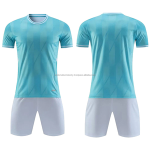 Nuevo diseño de alta calidad de poliéster uniforme de fútbol ropa deportiva transpirable de manga corta talla grande uniforme de fútbol al por mayor - Product Image 6
