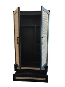 Armoire en bois artisanale, style mi-siècle, panneau en rotin, meubles de chambre à coucher, rangement, noir, tissage nordique, autoportante - Product Image 3