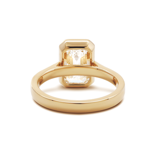 Anillo de compromiso minimalista con diamante de laboratorio de corte esmeralda de 3 ct y engaste de oro amarillo de 14K, certificado por IGI, anillo de boda. - Product Image 2