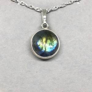 Dainty Labradorite Pendant 925 Sterling Silver Round Necklace <b>Magic</b> Stone Of Dreams Jewelry Gift For Women - Product Image 4