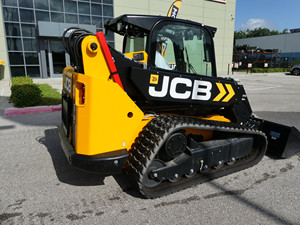 รถตักล้อยาง JCB มือสอง รุ่นใช้งานหนัก กำลังดีดขับด้วยเครื่องยนต์ดีเซล พร้อมบุ้งกี๋ขนาด 5.1 ลูกบาศก์เมตร ออกแบบมาเพื่อให้ได้ผลผลิตสูงสุดและประหยัดน้ำมัน - Product Image 6