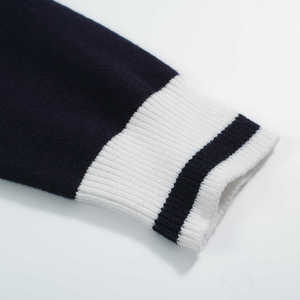 Manteau en tricot surdimensionné à col en V personnalisé avec logo OEM, vêtements d'hiver à la mode, cardigan décontracté à boutons 100% coton, pull en tricot pour homme - Product Image 3