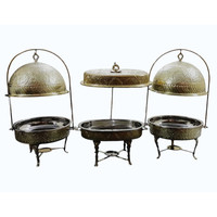 Goldener runder Messing-Chafing-Dish, handgefertigt im antiken Design, Edelstahl-Buffet-Servierbehälter mit Kuppeldeckel für Hotel und Restaurant