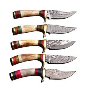 มีดสกินเนอร์เหล็กดามัสกัส OEM/ODM ปรับแต่งได้ ด้ามทำจากเขาสัตว์และไม้ปักก้า พร้อมคลิปทองเหลือง ปลายมีดแบบดรอปพอยต์ คมกริบ พกพาสะดวก - Product Image 1