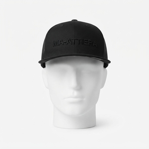 Gorra Trucker Negra para Hombre con Malla Trasera y Cierre Ajustable, Estilo Béisbol, Bordado Tono sobre Tono, Casual Streetwear - Product Image 3