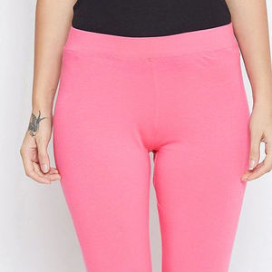 Leggings de fitness de alta calidad para mujer, talla grande, de poliéster/spandex, de fabricante profesional de moda de Pakistán. - Product Image 2