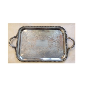 Elegant Polished <b>Chrome</b> Oval Tray Classic Ribbed Edge Decorative Metal Platter Sustainable Tableware for High End Restaurant - Product Image 3