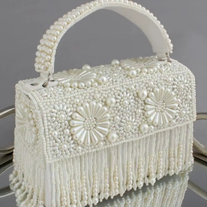 Regalos de Compromiso, Regalos de Aniversario, Bolsos Potli Tradicionales Hechos a Mano con Diseños Impresos para Chicas y Mujeres - Product Image 1