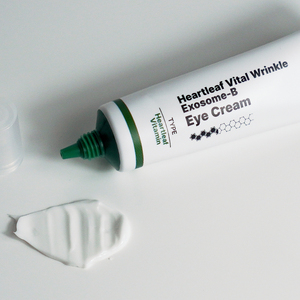 Wati For Skin Heartleaf Vital Wrinkle Exosome-B Crème pour les yeux 30ml |   Traitement Intensif Éclaircissant et Anti-Âge pour les Yeux Délicats - Product Image 2