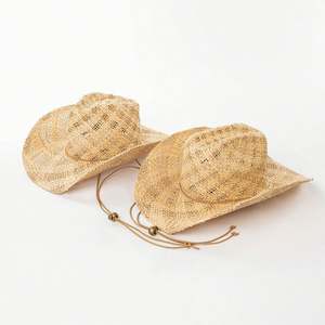 Sombrero de Vaquero Occidental de Rafia Natural de Lujo Personalizado para Hombre y Mujer, de Múltiples Tallas, con Cuerda Antiviento, Ideal para Viajes de Verano y Protección Solar - Product Image 1