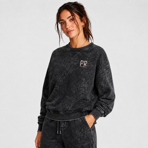 Sweat-shirt en molleton personnalisé pour femme, délavé à l'acide, avec logo sur le devant, écologique, de haute qualité, pour un usage décontracté - Product Image 4