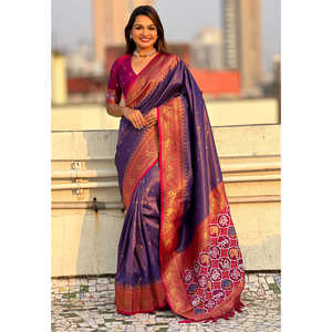 Sari Violet Pure Tissue, tejido Patola con hilo Zari y tejidos en contraste intrincados para la moda india y pakistaní - Product Image 4