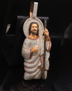 Collar con Colgante Ovalado de Moissanita Color Oro Rosa con Figura de Jesús, Joyería y Accesorio de Destaque - Product Image 1
