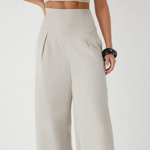 Pantalon cargo décontracté pour femme en coton, taille haute, mi-long, respirant, avec devant plat, nouveau design, logo personnalisé - Product Image 2