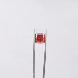 Pierre précieuse rouge de laboratoire certifiée IGI de qualité supérieure, taille coussin, haute clarté, forme carrée facettée, pour la fabrication de bijoux fins et de bagues - Product Image 5