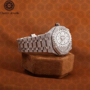 Reloj de Lujo Charm_Jewells de Acero Inoxidable con Caja Poligonal, Esfera Analógica de 42 mm, Incrustaciones de Diamantes y Cierre Plegable Unisex - Product Image 3
