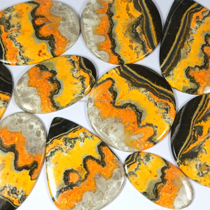 Radha Arts - Cabujón Pulido de Jaspe Abeja Natural de la India, con Patrón Amarillo, de Rajasthan, para la Elaboración de Joyas - Product Image 1