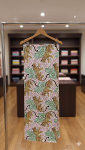 Le Souvenirs - Tela Popelina Peinada 100% Orgánica, Ecológica, Transpirable, Absorbente de Humedad, Ligera, con Estampado Animal para Niñas - Product Image 3