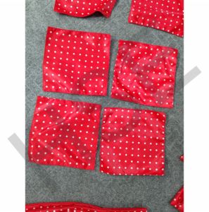 Pièces de tissu en satin rouge à pois prédécoupées sur mesure pour la fabrication de cravates et d'accessoires - Product Image 5
