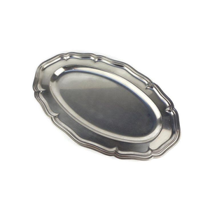 Plato de metal hecho a mano con un acabado elegante, perfecto para servir frutas, aperitivos, bocadillos y postres en casa o en fiestas. - Product Image 5