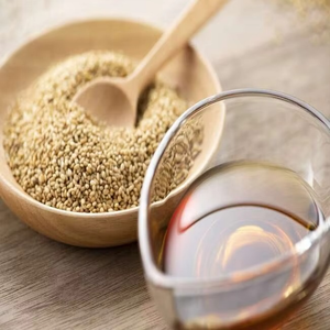 Huile de sésame fractionnée raffinée naturelle, qualité alimentaire pure, emballée pour les acheteurs en gros, importateurs, approvisionnement en gros - Product Image 4