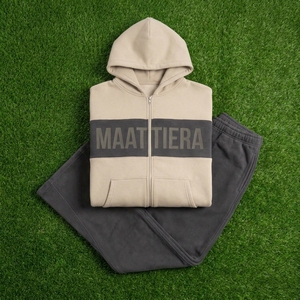 Ensemble survêtement homme beige et gris à blocs de couleur, sweat à capuche zippé et pantalon de jogging oversize, style streetwear et sportswear - Product Image 5