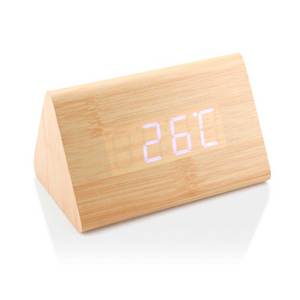 Reloj de Escritorio Digital Triangular de Madera Ecológico y Minimalista con Indicador de Temperatura - Product Image 1