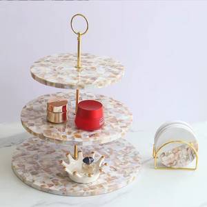 Support à gâteau rond en résine à 3 niveaux avec anneau doré, design mosaïque fait main - Product Image 2
