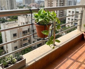 Support rond en métal pour pot de fleurs suspendu, support Gamla pour jardinières de balustrade, support de pot pour décoration de balcon extérieur, plante - Product Image 6