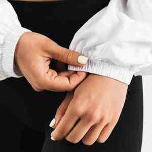 Outdoor Zipper Hooded Crop Windbreaker <b>Jackets</b> Lightweight Waterproof Winter Autumn Solid Zip-off Front Hiking <b>Yoga</b> <b>Jacket</b> Women - Product Image 4