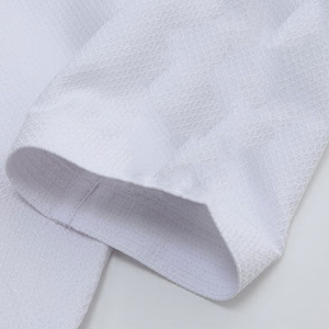 Uniforme de karaté en tissu durable, coutures robustes, coupe confortable, mouvements flexibles, qualité supérieure, conception OEM personnalisée, vente en gros - Product Image 3