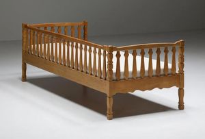Sofá Cama Tradicional de Madera de Teca, Banco de Madera para Exteriores, Postes de Madera Tallados - Product Image 2