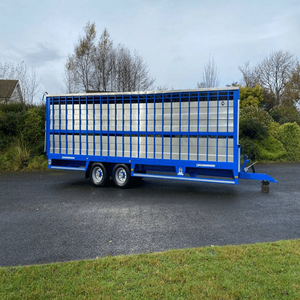 Camion de transport de bétail haute capacité, conçu pour les exploitations agricoles commerciales, avec des essieux robustes, une enceinte sécurisée et un transport fluide - Product Image 4