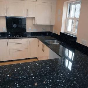Colección de Granito Negro Majestic |   Piedra Natural India Negra Premium con Resistencia Superior para Proyectos de Interior y Exterior - Product Image 1