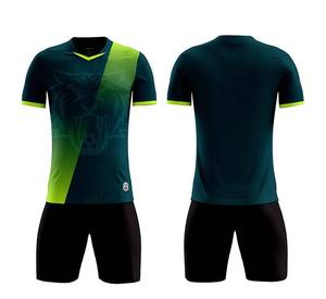 Conjunto de fútbol de malla lisa en poliéster, de secado rápido y transpirable, colección de verano para equipos de fútbol. - Product Image 6