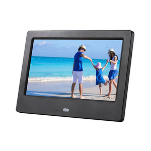 Marco de Fotos Digital Sudex con Pantalla Táctil IPS de 7 Pulgadas, Memoria Integrada, Reproducción de Video y Música, y Reloj - Product Image 5