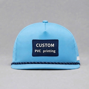 Gorra de béisbol snapback con parche de goma PVC personalizado con logo y cuerda, para golf, tenis, impermeable, para exteriores, con visera plana, tela de spandex, unisex. - Product Image 1