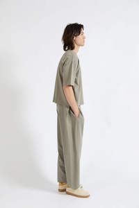 T-shirt vintage coupe courte et ample à col montant épais 100 % coton, épaules tombantes, coupe oversize, vente en gros - Product Image 2