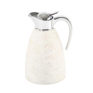 Carafe artisanale de luxe en résine écologique, style américain, couleur personnalisable, avec poignée aspect onyx jaune - Product Image 1