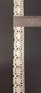 Encaje Crosiya fino hecho a mano para confección de alta calidad y proyectos artesanales, productos de lujo. - Product Image 2