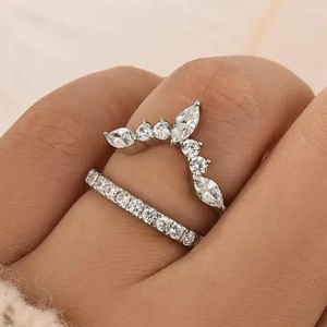 Anillo de Boda de Plata Chapada en Oro Blanco con Moissanita 925, Corte Marquesa y Corte Redondo, con Incrustaciones de Diamantes, para Mujer - Product Image 6
