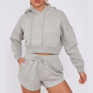 Ensemble haut court à capuche et short en polaire gris pour femme, tenue décontractée à deux pièces, coupe ample, couleur unie, pour le printemps et l'été - Product Image 3