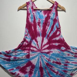 Blusa Túnica Boho sin Mangas con Cuello Redondo y Estampado Tie Dye Rosa para Mujer |   Vestido Casual Holgado con Corte Evase para Verano - Product Image 1