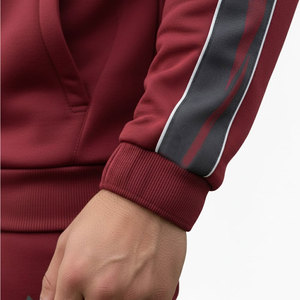 Survêtements en polyester légers pour hommes de qualité supérieure, logo personnalisé imprimé, respirants, séchage rapide, survêtements en polyester pour hommes - Product Image 6