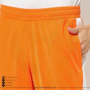 Chándal Informal de Invierno Personalizado OEM, de Alta Calidad, de Poliéster y Felpa, Estampado, de Secado Rápido, Transpirable, con Rayas Laterales Sublimadas - Product Image 4